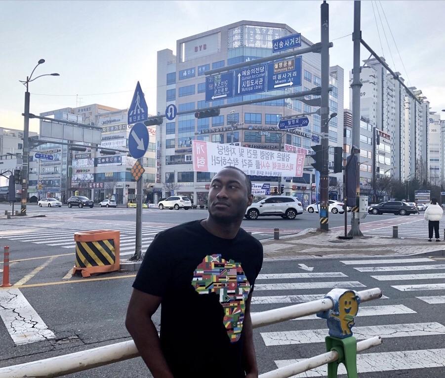 African Flags Short sleeve fitted unisex t-shirt - Chocolate Ancestor