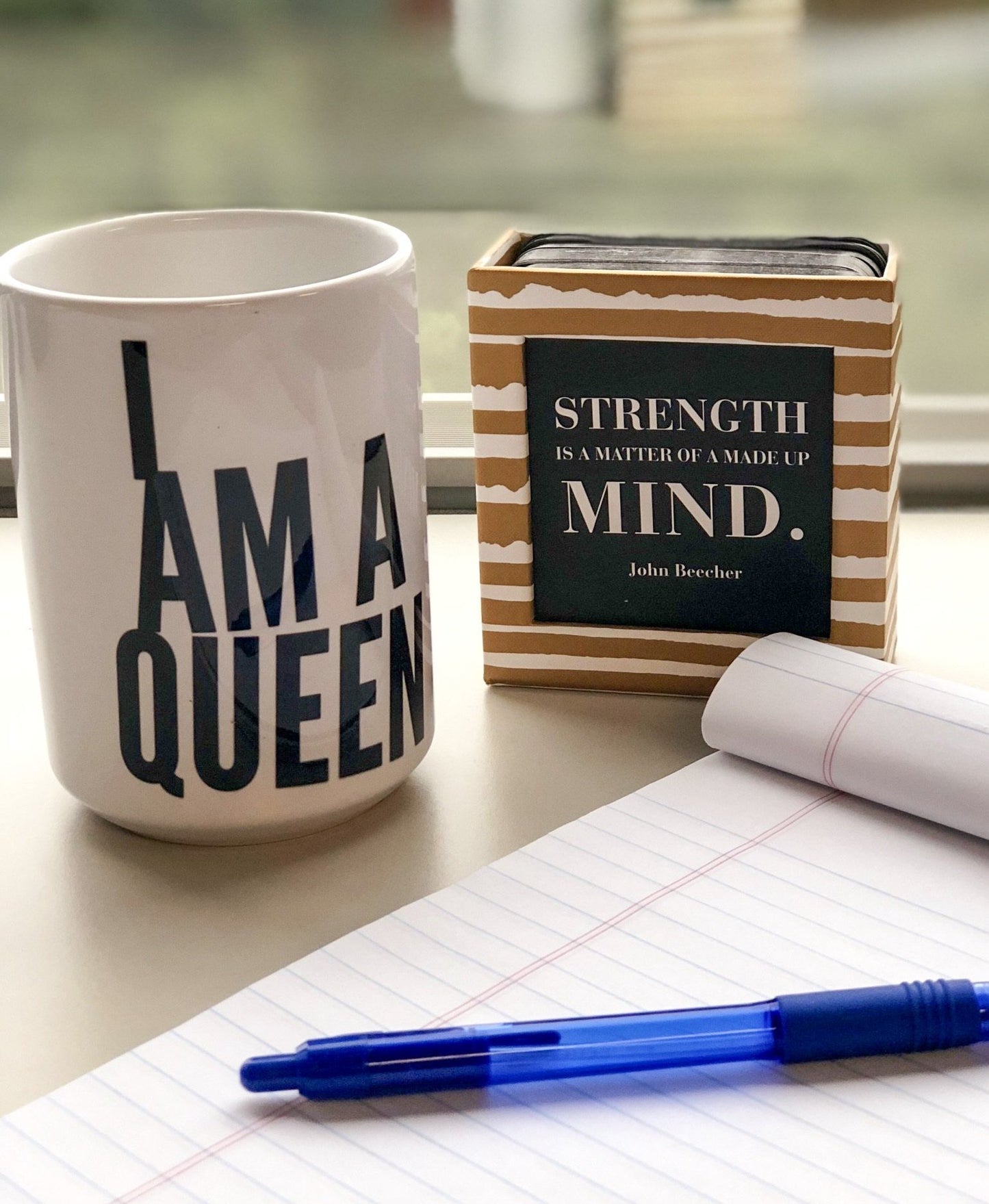 I am a Queen (bold) Mug - Chocolate Ancestor